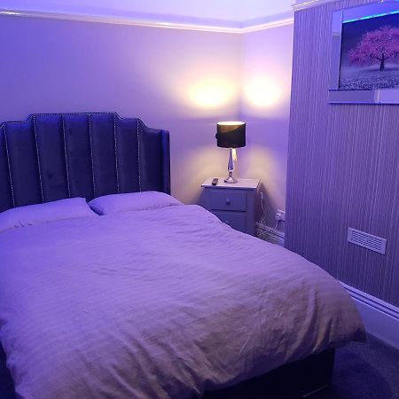 Highfields Living - All Rooms Ensuite- Free Wifi- Free Local Parking Σέφιλντ Εξωτερικό φωτογραφία