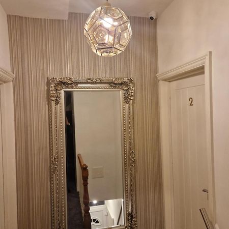Highfields Living - All Rooms Ensuite- Free Wifi- Free Local Parking Σέφιλντ Εξωτερικό φωτογραφία