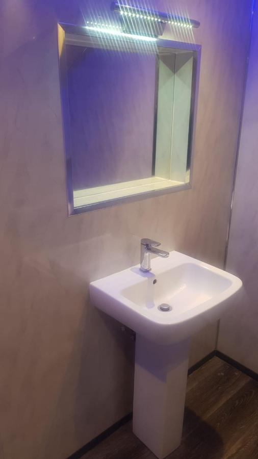 Highfields Living - All Rooms Ensuite- Free Wifi- Free Local Parking Σέφιλντ Εξωτερικό φωτογραφία
