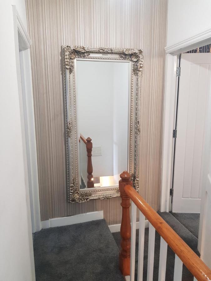 Highfields Living - All Rooms Ensuite- Free Wifi- Free Local Parking Σέφιλντ Εξωτερικό φωτογραφία