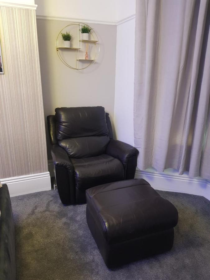 Highfields Living - All Rooms Ensuite- Free Wifi- Free Local Parking Σέφιλντ Εξωτερικό φωτογραφία