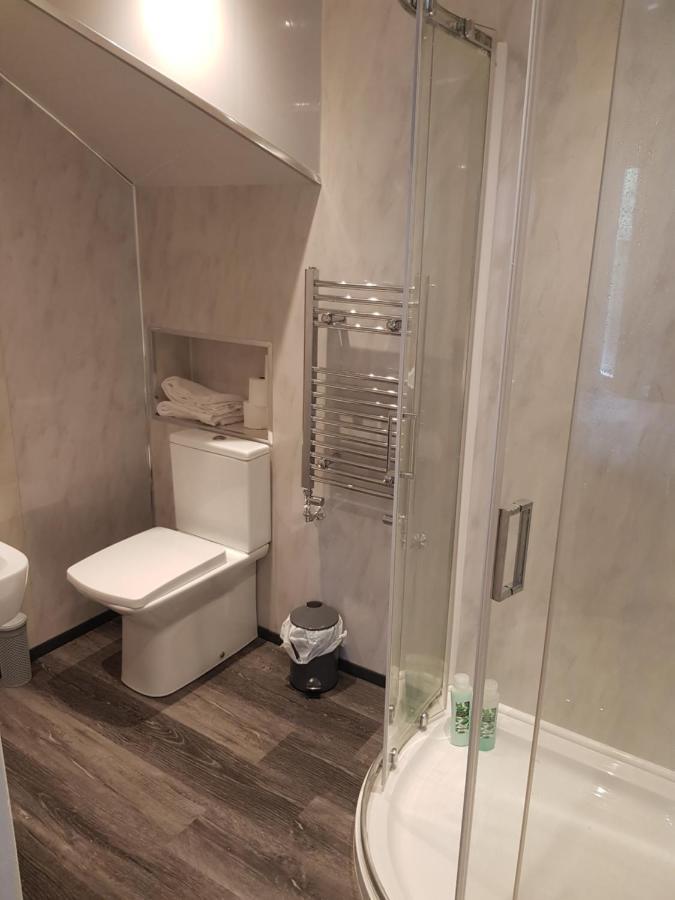 Highfields Living - All Rooms Ensuite- Free Wifi- Free Local Parking Σέφιλντ Εξωτερικό φωτογραφία