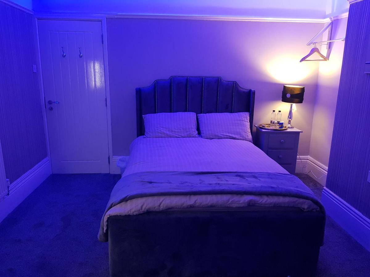 Highfields Living - All Rooms Ensuite- Free Wifi- Free Local Parking Σέφιλντ Εξωτερικό φωτογραφία